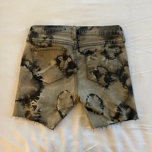 Flying Monkey black/gray tie dye cut offs